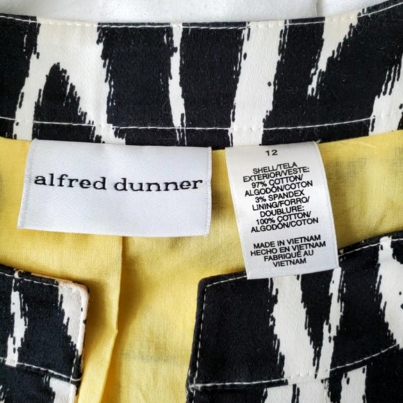 Jacket - Picture 2 of 4